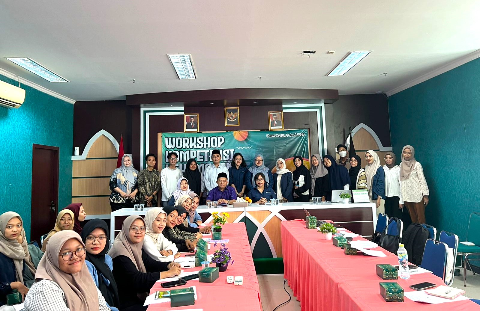 Workshop Penguatan Kompetensi Kehumasan, Fakultas Dakwah UIN Saizu Komitmen Cetak Mahasiswa Unggul