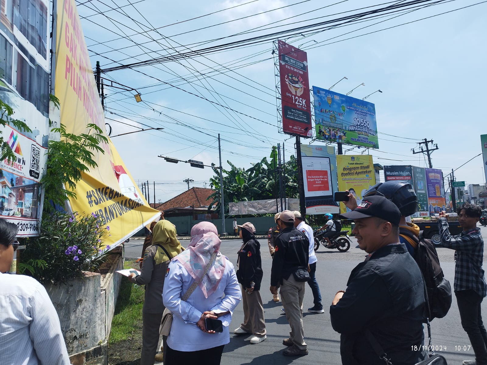 Sambut Masa Tenang, KPU Banyumas Koordinasi Lintas Sektor dan Bersihkan Semua APK