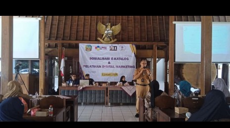 Para Pelaku UMKM Banyumas Ikuti Sosialisai E-Katalog dan Pelatihan Digital Marketing
