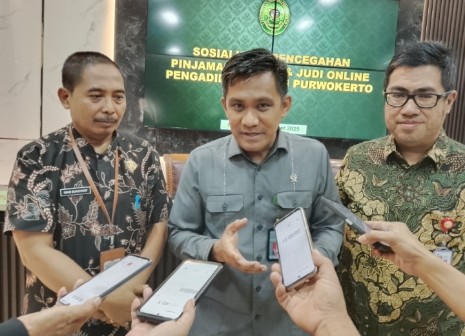 PN Purwokerto Bersama OJK dan Kominfo Gelar Edukasi Bahaya Judi dan Pinjol Ilegal