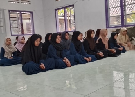 DPC Peradi SAI Purwokerto dan Wartawan Gelar Buka Bersama Anak Yatim di Panti Asuhan Dharmo Yuwono
