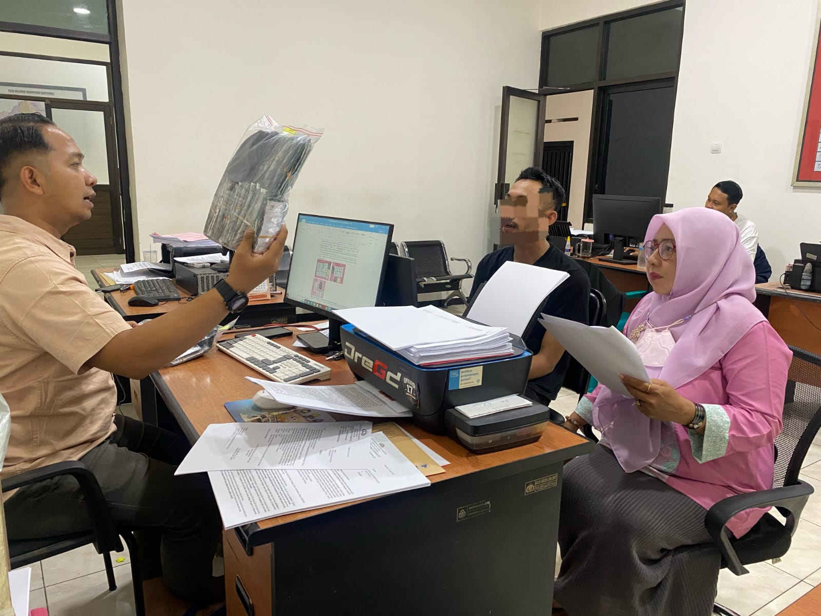Sat Resnarkoba Polresta Banyumas Tangkap Pengedar Obat Keras, 3.741 Butir Disita