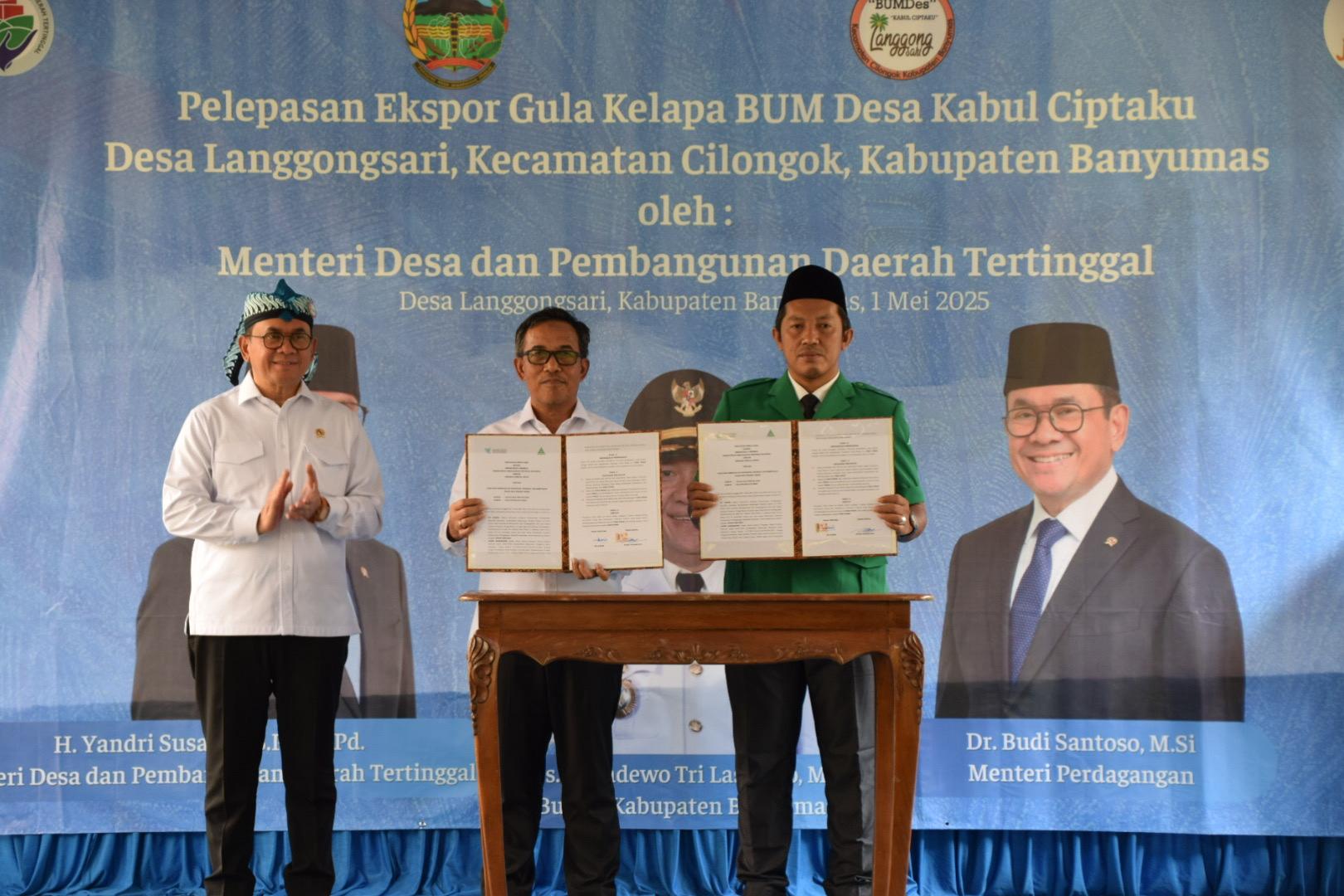 Bupati Sadewo Dampingi Dua Menteri Lepas Ekspor Gula Kelapa ke Hungaria