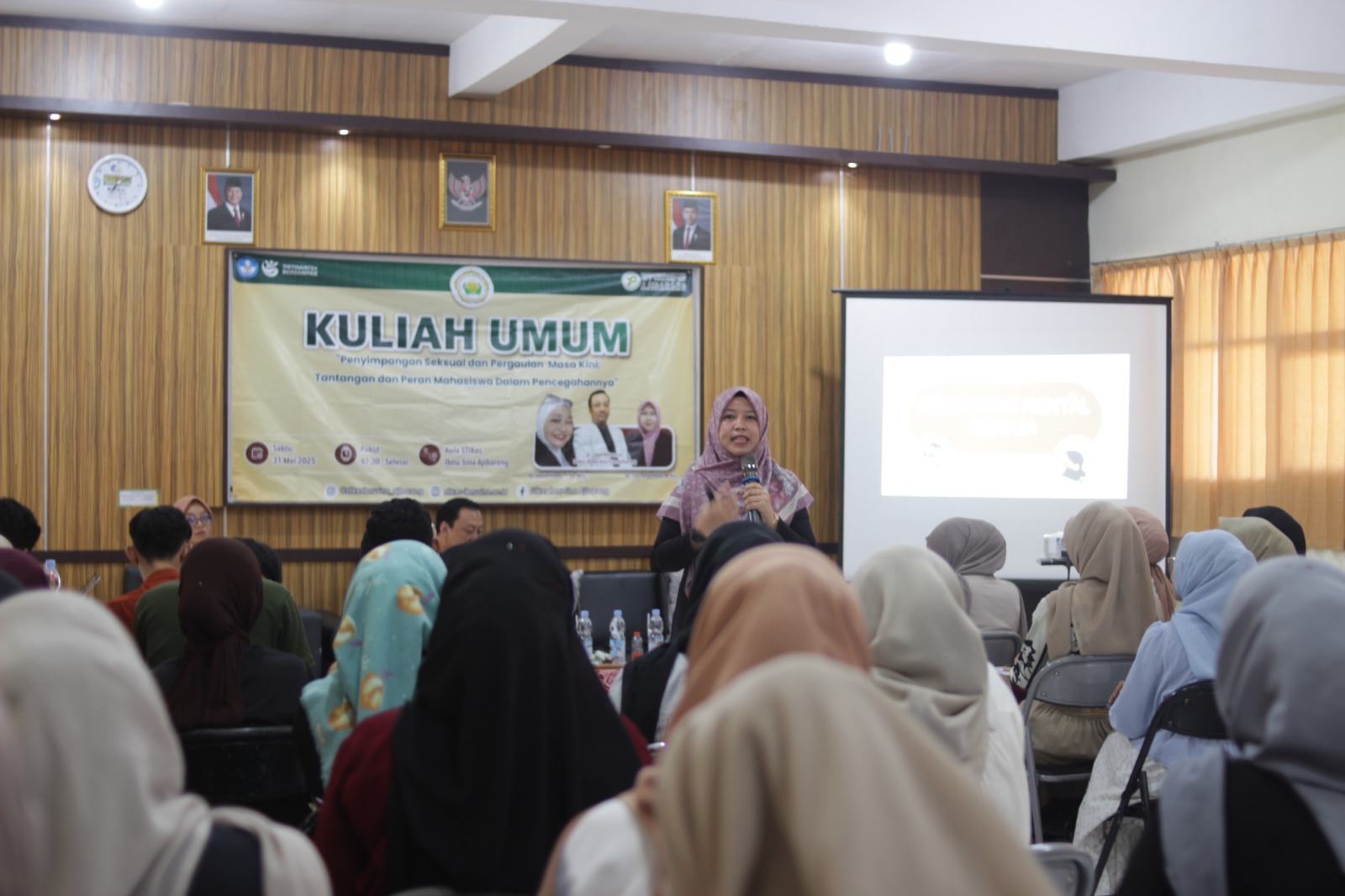 STIKes Ibnu Sina Ajibarang Gencarkan Edukasi Kesehatan Mental dan Reproduksi lewat Kuliah Umum Inspiratif