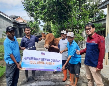 Rayakan Idul Adha 1446 H, PLTU Cilacap dan Mitra Salurkan 37 Sapi dan 11 Kambing Kurban