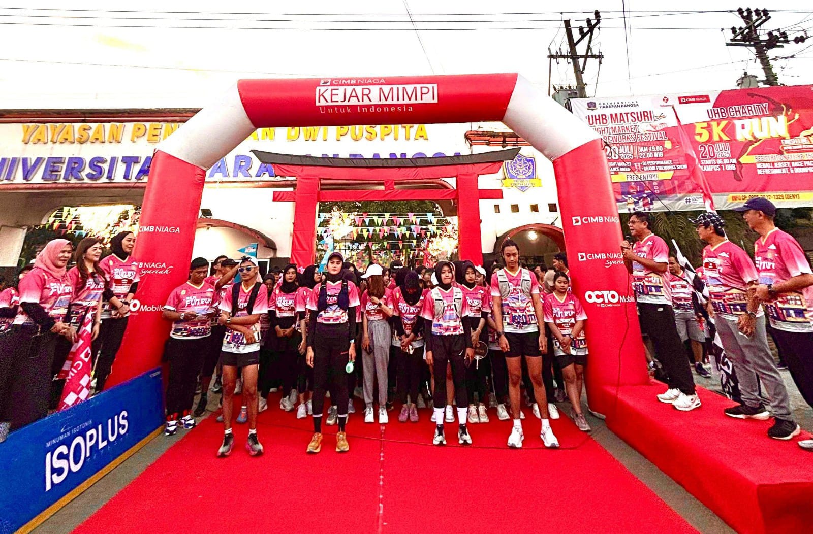 CIMB Niaga Dukung UHB Charity 5K Run di Purwokerto