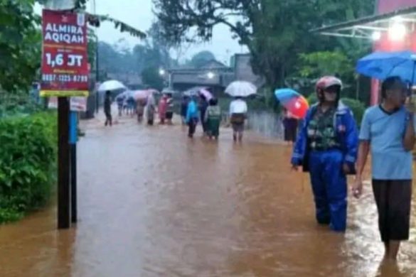 Banjir dan Longsor Landa Banyumas, Akses Jalan di Beberapa Wilayah Terputus