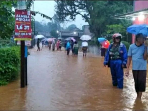 Banjir dan Longsor Landa Banyumas, Akses Jalan di Beberapa Wilayah Terputus