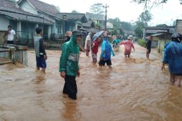 10 Kecamatan di Banyumas Terdampak Longsor dan Banjir, BPBD Lakukan Tanggap Darurat