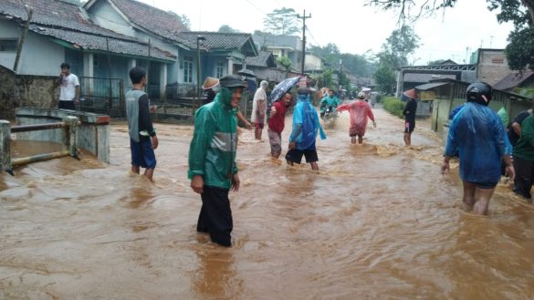 10 Kecamatan di Banyumas Terdampak Longsor dan Banjir, BPBD Lakukan Tanggap Darurat