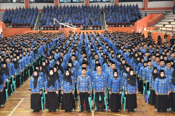 Tangis Haru Warnai Pelantikan 1.358 PPPK oleh Bupati Banyumas