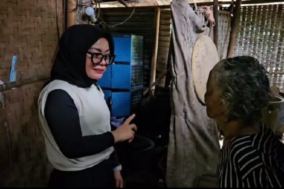 Dua Lansia Kakak Beradik Penghuni Gubug Reyot di Banyumas Akhirnya Dapat Perhatian Publik