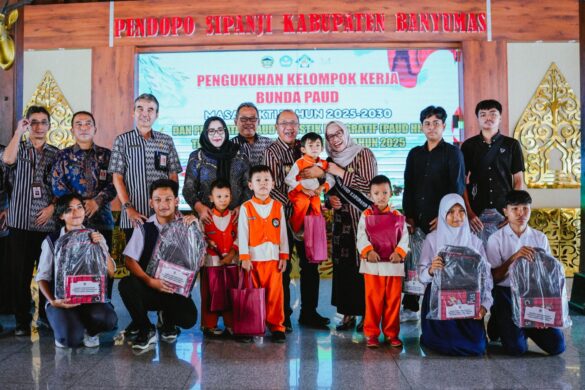 Dorong Wajib Belajar 13 Tahun, Bupati Banyumas Kukuhkan Pokja Bunda PAUD