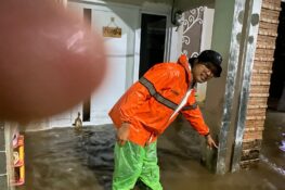Hujan Deras Picu Banjir di Purwokerto, Puluhan Warga Mandalatama Terpaksa Mengungsi