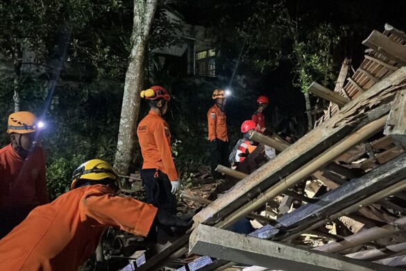 Tanah Longsor Majenang: Korban Jiwa Terus Bertambah, Tim SAR Kerahkan Upaya Maksimal Cari 21 Warga Hilang