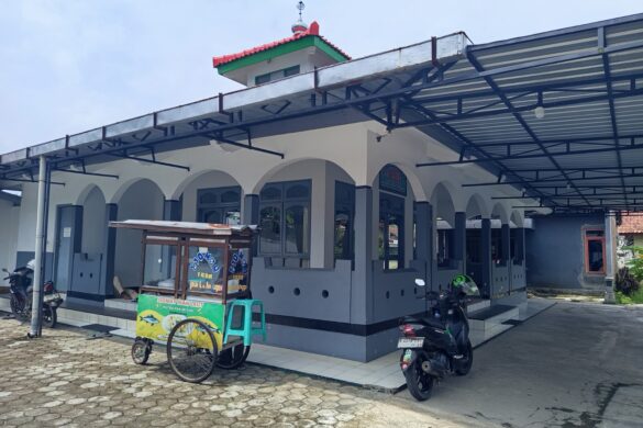 DPC Peradi SAI Purwokerto Hidupkan Kembali Mushola Al Ardhli di Bancar Purbalingga