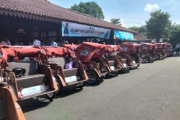 280 Becak Listrik Bantuan Presiden Prabowo Dibagikan kepada Tukang Becak di Banyumas