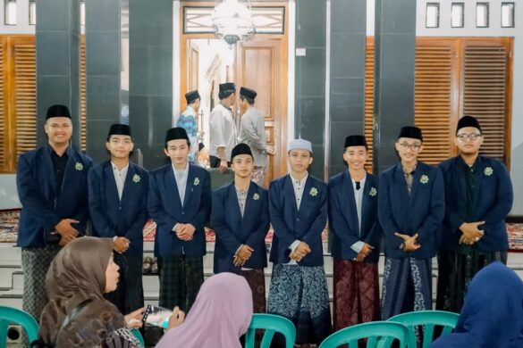 Tangis Haru Iringi Keberangkatan 15 Santri Andalusia Banyumas ke Al-Azhar, KH Zuhrul Anam: Ini Jalan Jihad Ilmu